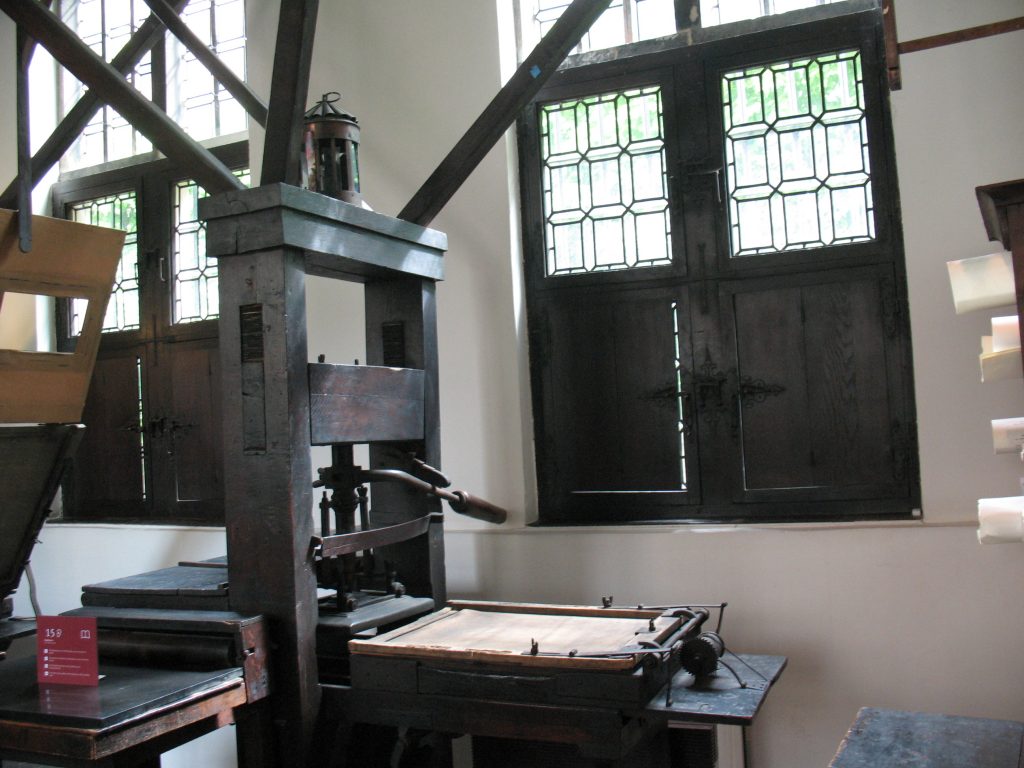 Wooden printing press at Plantin Moretius